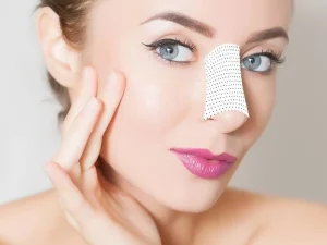چسب زدن بعد از جراحی بینی